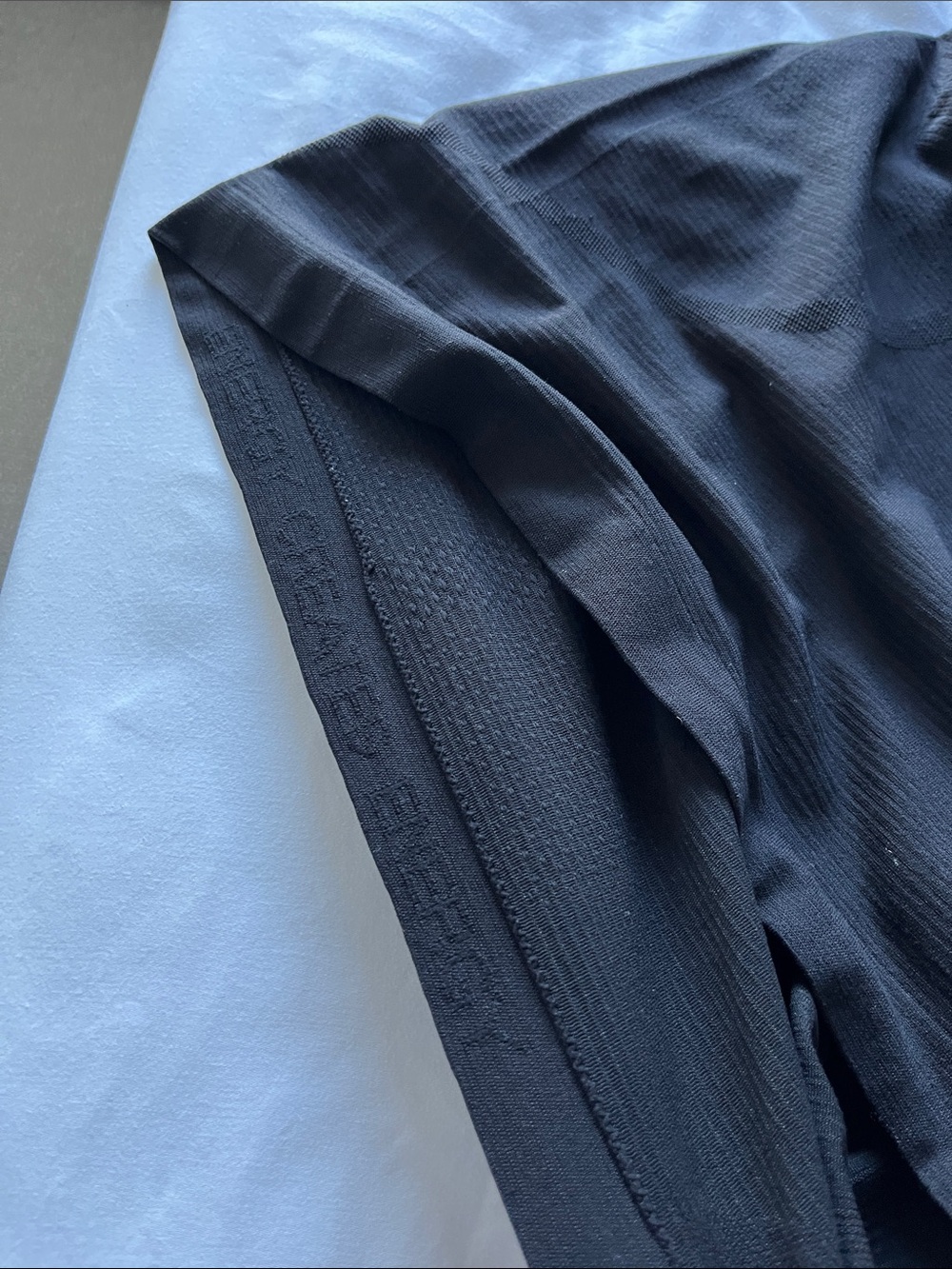 EUC lululemon athletica Swiftly High Neck Tank - Picture 4 of 5